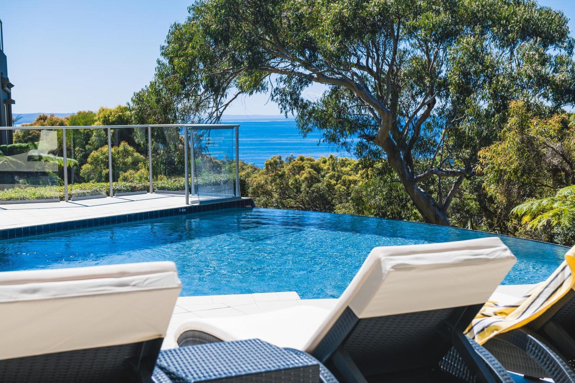 Rainbow Ocean Palms Resort Рэйнбоу-Бич Экстерьер фото